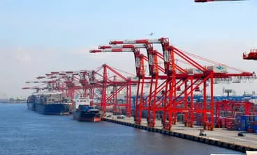 港湾運送・倉庫